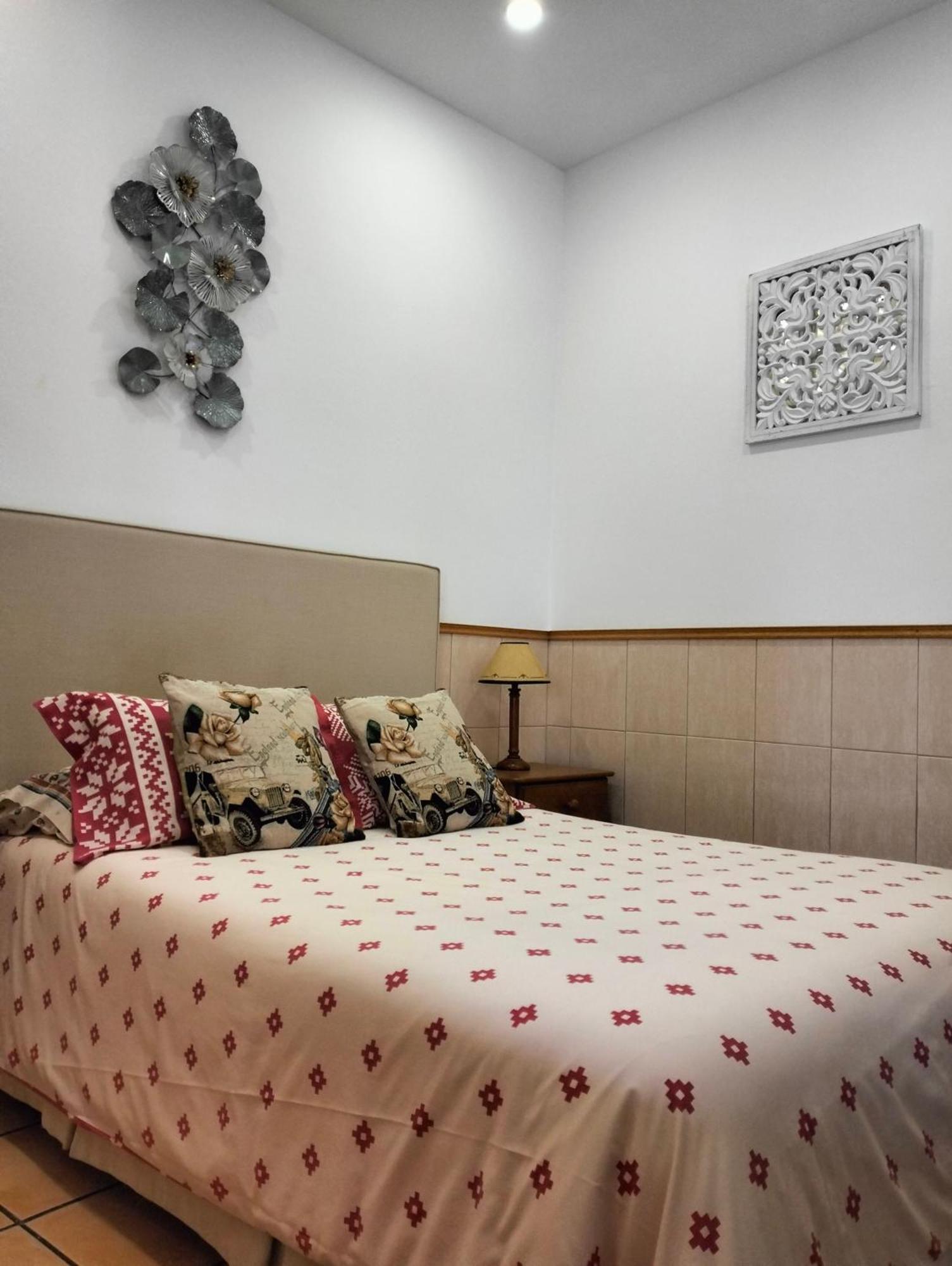 Nice Studio, Large Terrace & Beautiful Pool Lagos Exterior photo